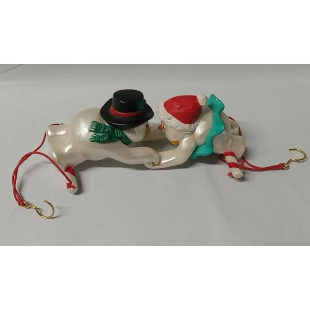 Vintage HALLMARK COOL FLIERS 1992 CHRISTMAS KEEPSAKE ORNAMENTS -579